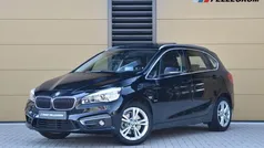 Zwart Gebruikt 2017 BMW 220 Executive Stationwagen | € 19.950 (Eerlijke prijs)