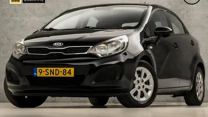 Occasion 2014 Kia Rio Sport Hatchback | € 6.445 (Eerlijke prijs)