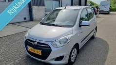 Grijs Gebruikt 2013 Hyundai i10 Hatchback | € 4.250 (Eerlijke prijs)