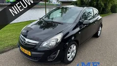 Zwart Gebruikt 2014 Opel Corsa Hatchback | € 4.750 (Eerlijke prijs)