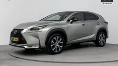 Gebruikt 2017 Lexus NX300h Luxury Line SUV | € 31.450 (Eerlijke prijs)