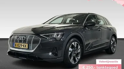 Occasion 2020 Audi e-tron Comfort SUV | € 27.490 (Super prijs)