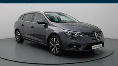 Grijs metallic Gebruikt 2020 Renault Mégane GrandTour Bose Edition Stationwagen | € 15.490 (Eerlijke prijs)