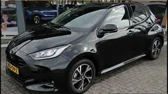 Zwart Nieuw 2025 Toyota Yaris Hybrid Hatchback | € 27.900 (Eerlijke prijs)