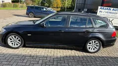 Zwart Gebruikt 2010 BMW 318 Stationwagen | € 2.850 (Eerlijke prijs)