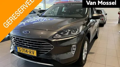 Gebruikt 2023 Ford Kuga Titanium SUV | € 25.995 (Goede deal)