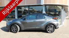 Grijs, metallic lak Gebruikt 2024 Toyota C-HR Edition SUV | € 34.900 (Goede deal)