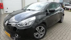 Zwart Gebruikt 2015 Renault Clio IV Night&Day Hatchback | € 6.999 (Eerlijke prijs)
