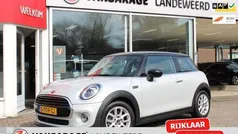 Gebruikt 2020 Mini Cooper Hatchback | € 23.445 (Eerlijke prijs)