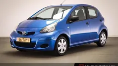 Blauw Gebruikt 2012 Toyota Aygo Hatchback | € 3.750 (Eerlijke prijs)