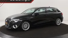 Zwart Gebruikt 2022 Audi A3 Sportback Advanced Hatchback | € 21.900 (Goede deal)