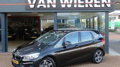 Zwart (metallic) Gebruikt 2015 BMW 218 Sport Line Stationwagen | € 11.950 (Eerlijke prijs)