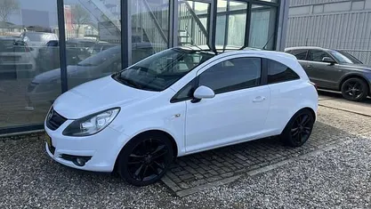 Occasion Opel Corsa Edition 101 PK (74 kW) 2011 Hatchback