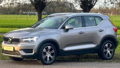 Grijs Occasion 2019 Volvo XC40 Inscription SUV | € 32.950 (Goede deal)
