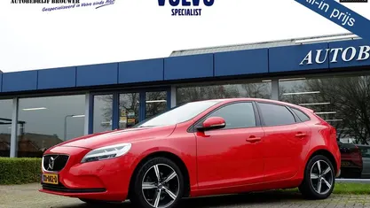 Occasion 2016 Volvo V40 Hatchback | € 15.495 (Eerlijke prijs)