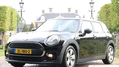 Occasion Mini Clubman 102 PK (75 kW) 2019 Zwart Stationwagen