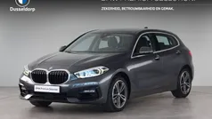 Grijs Gebruikt 2020 BMW 118 Executive Hatchback | € 22.450 (Eerlijke prijs)