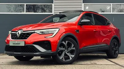 Rood Gebruikt 2023 Renault Arkana Bose Edition SUV | € 24.245 (Goede deal)