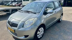 Gebruikt 2006 Toyota Yaris Hatchback | € 2.950 (Eerlijke prijs)