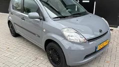 Beige Gebruikt 2006 Daihatsu Sirion Hatchback | € 2.950 (Eerlijke prijs)