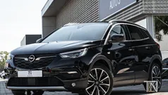 Zwart Gebruikt 2022 Opel Grandland X Ultimate SUV | € 27.910 (Eerlijke prijs)