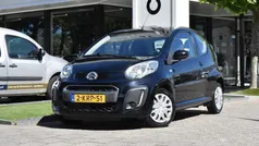 Zwart, metallic lak Gebruikt 2013 Citroën C1 Hatchback | € 4.450 (Eerlijke prijs)