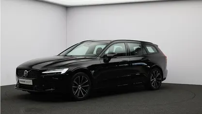 Occasion 2025 Volvo V60 Plus Stationwagen | € 43.950 (Eerlijke prijs)