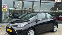 Gebruikt 2015 Toyota Yaris Hybrid Hatchback | € 13.449 (Eerlijke prijs)