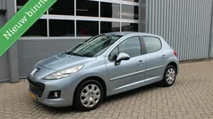 Blauw Gebruikt 2011 Peugeot 207 Style Hatchback | € 3.450 (Eerlijke prijs)