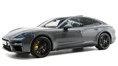 Gebruikt 2024 Porsche Panamera Turbo E-Hybrid Sedan | € 274.929