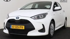 Wit Gebruikt 2021 Toyota Yaris Hybrid Active Hatchback | € 18.950 (Eerlijke prijs)