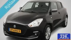 Zwart Gebruikt 2019 Suzuki Swift Hatchback | € 13.950 (Eerlijke prijs)