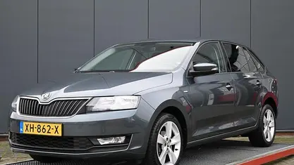 Grijs Occasion 2019 Skoda Rapid Clever Hatchback | € 11.950 (Eerlijke prijs)