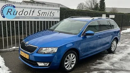 Occasion 2017 Skoda Octavia Business Line Stationwagen | € 6.990 (Super prijs)