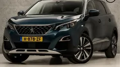Groen, metallic lak Gebruikt 2020 Peugeot 5008 Sport MPV | € 19.945 (Eerlijke prijs)