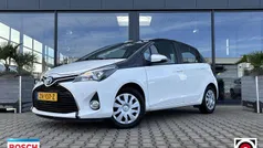 Gebruikt 2017 Toyota Yaris Hybrid Trend Hatchback | € 13.250 (Goede deal)