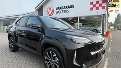 Zwart Nieuw 2025 Toyota Yaris Cross SUV | € 32.450 (Eerlijke prijs)