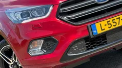 Gebruikt 2018 Ford Kuga ST-Line SUV | € 17.425 (Eerlijke prijs)