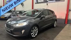 Grijs (metallic) Gebruikt 2017 Ford Fiesta Titanium X Hatchback | € 8.950 (Eerlijke prijs)