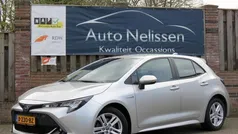 Grijs, metallic lak Gebruikt 2019 Toyota Corolla Edition Hatchback | € 19.450 (Super prijs)