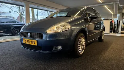 Blauw Occasion 2007 Fiat Grande Punto Dynamic Hatchback | € 2.195 (Eerlijke prijs)