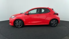 Rood Gebruikt 2022 Toyota Yaris Hatchback | € 22.450 (Eerlijke prijs)
