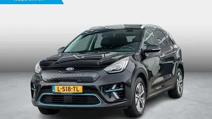 Zwart Occasion 2021 Kia e-Niro Premium SUV | € 19.990 (Eerlijke prijs)