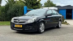 Zwart Gebruikt 2008 Opel Vectra GTS Executive Hatchback | € 3.750 (Eerlijke prijs)