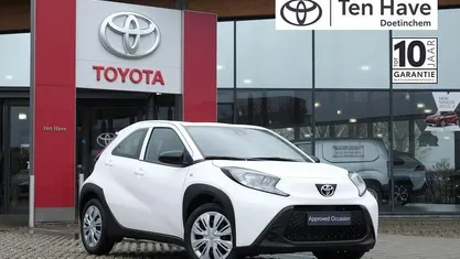 Wit Gebruikt 2024 Toyota Aygo X Play SUV | € 16.400 (Goede deal)