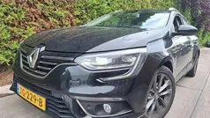 Zwart Gebruikt 2018 Renault Mégane GrandTour Signature Stationwagen | € 8.300 (Super prijs)