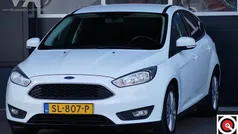 Wit Gebruikt 2018 Ford Focus Hatchback | € 11.950 (Eerlijke prijs)