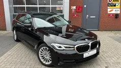 Zwart Gebruikt 2021 BMW 530e Comfort Edition Stationwagen | € 31.950 (Super prijs)
