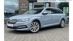 Grijs, metallic lak Gebruikt 2022 Skoda Superb Business Line Stationwagen | € 29.900 (Goede deal)