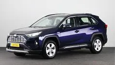 Blauw, metallic lak Gebruikt 2020 Toyota RAV4 Active SUV | € 25.445 (Eerlijke prijs)
